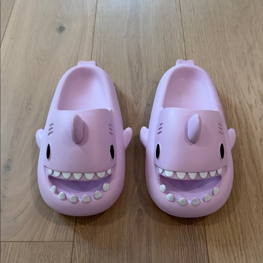 Cute Shark Slippers in Light Purple Size 42-43 Approx. Women’s Size 11